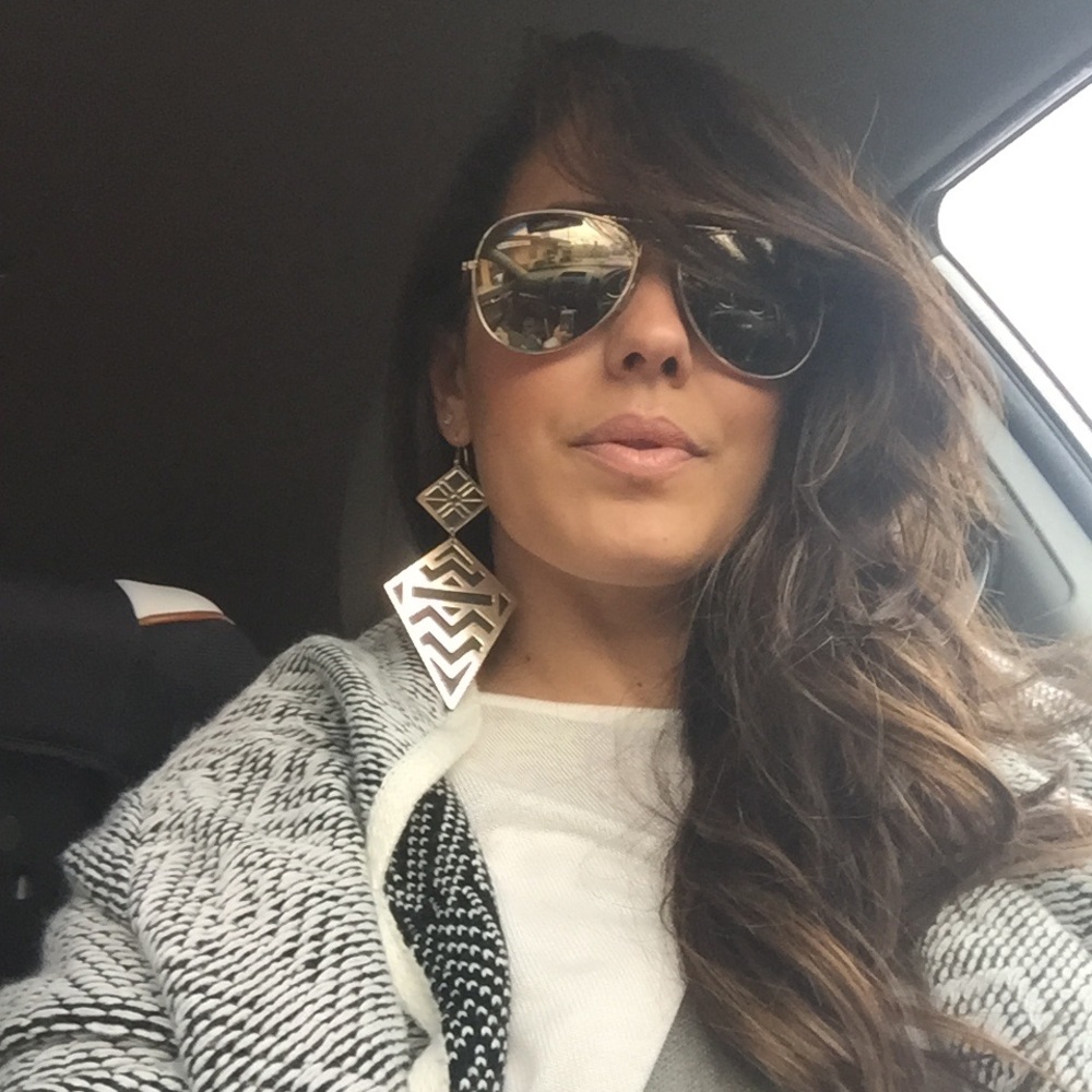 Meet your Posher, Eileen